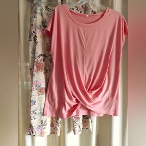 Cruise Ready Koret Capris with Coordinating Cap Sleeve Tee